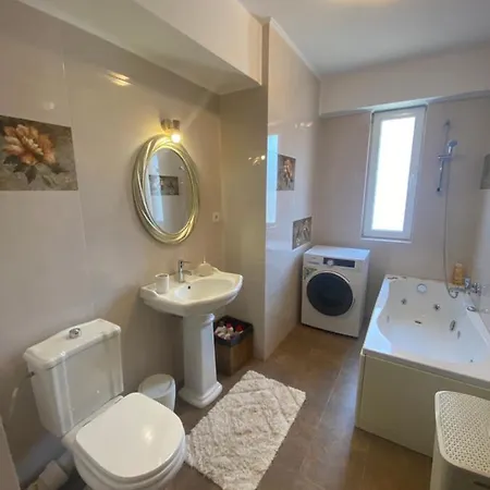Expo Apartament Summerland Mamaja